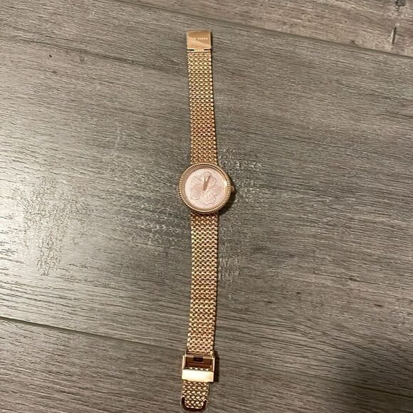 NWT Ted Baker Rose Gold Watch with Pink Dial and metal strap - Picture 2 of 7